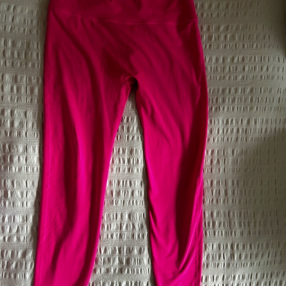 Gold Elite PINK Leggings - Picture 3 of 4
